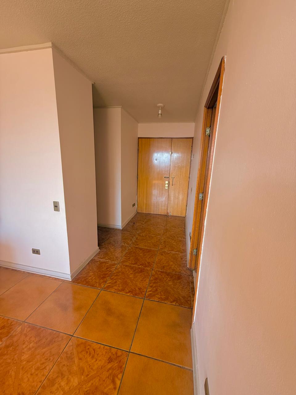 Acceso-Hall-2