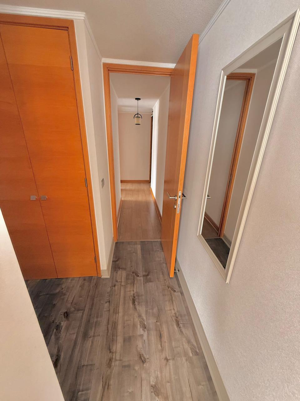 Acceso-dormitorio-matrimonial